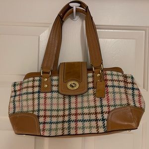 Coach winter purse